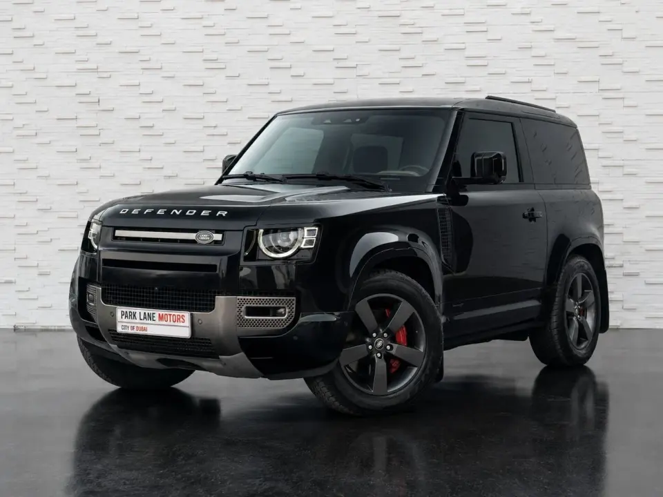 Land Rover Defender P400 2021