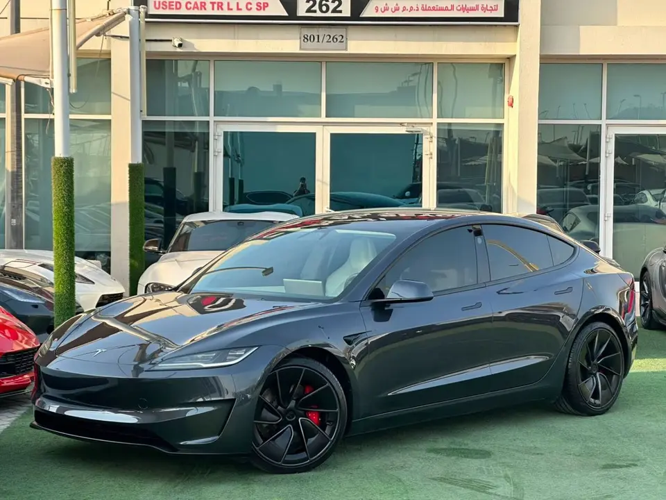 Tesla Model 3 PERFORMANCE 2024