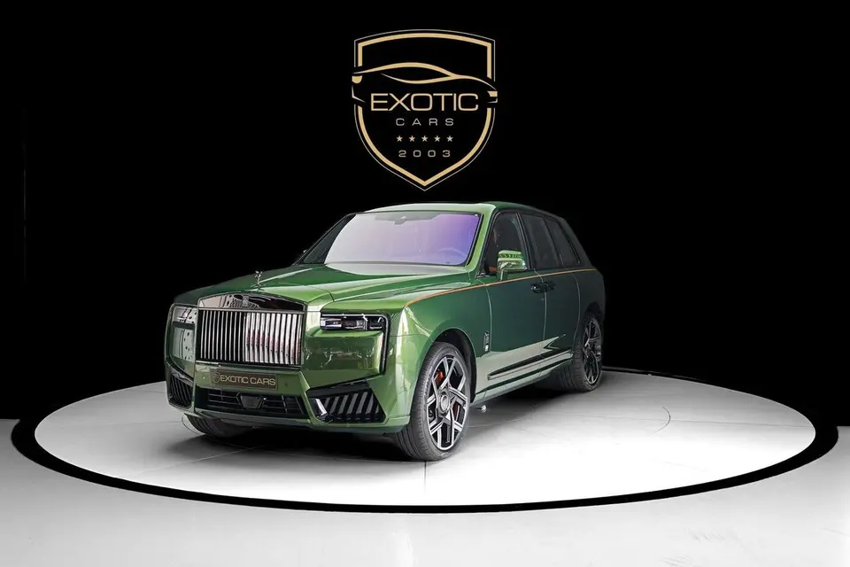 Rolls-Royce Cullinan BLACK BADGE 2025