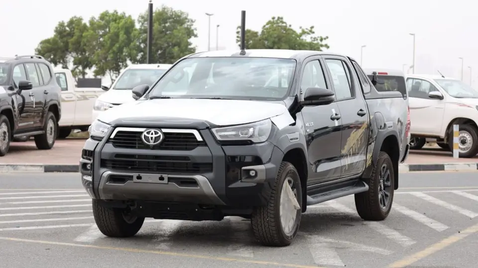 Toyota Hilux ADVENTURE 2026