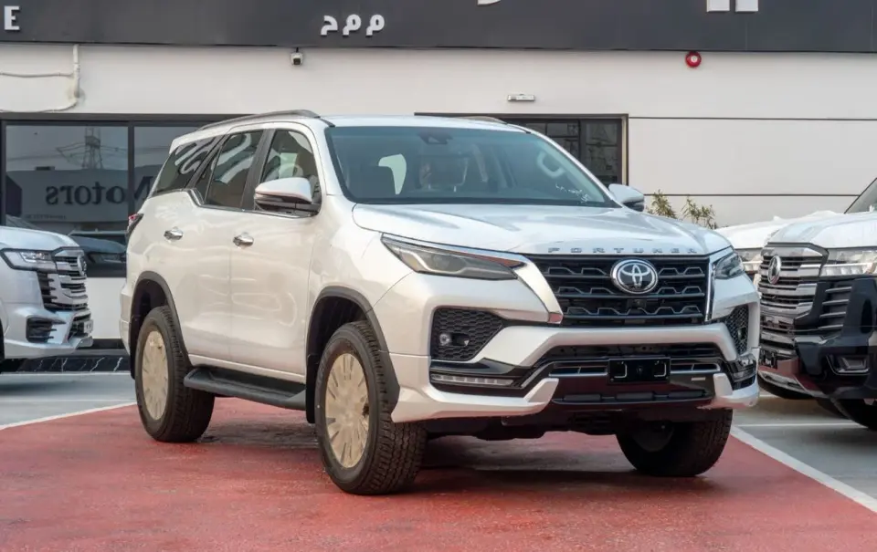 Toyota Fortuner SR5 2026