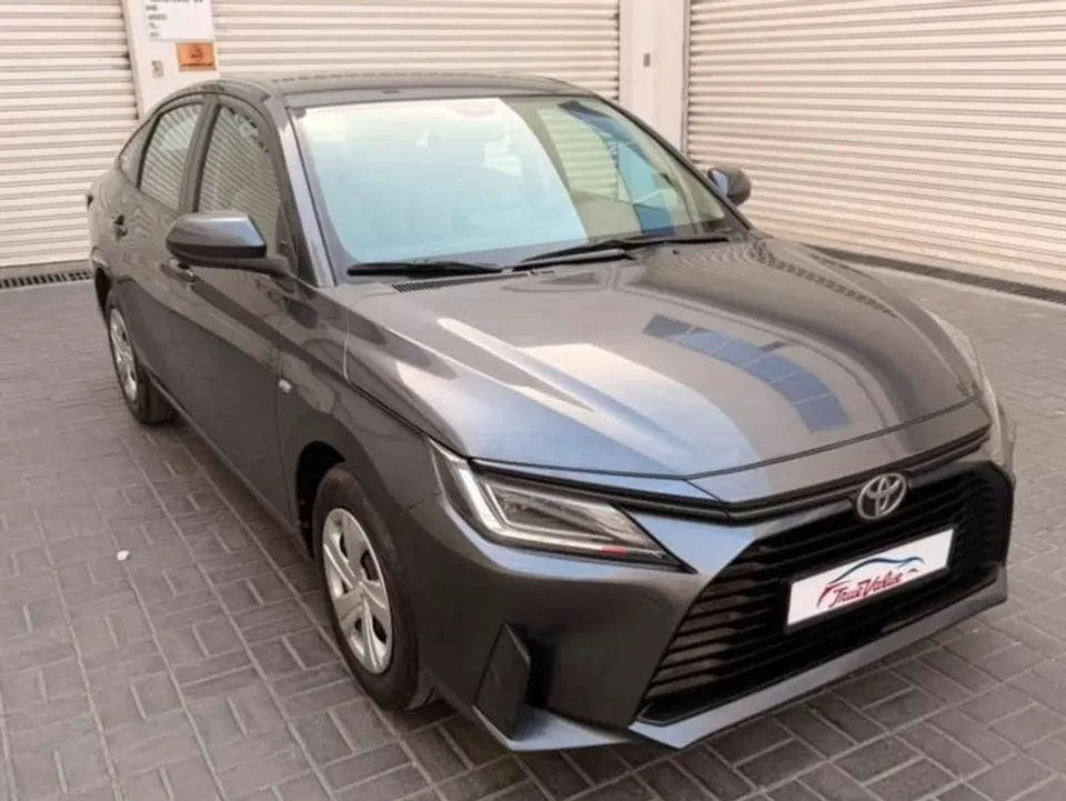 Toyota Yaris E 2023