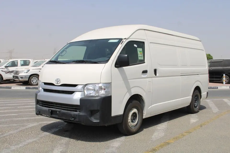Toyota Hiace DX 2026