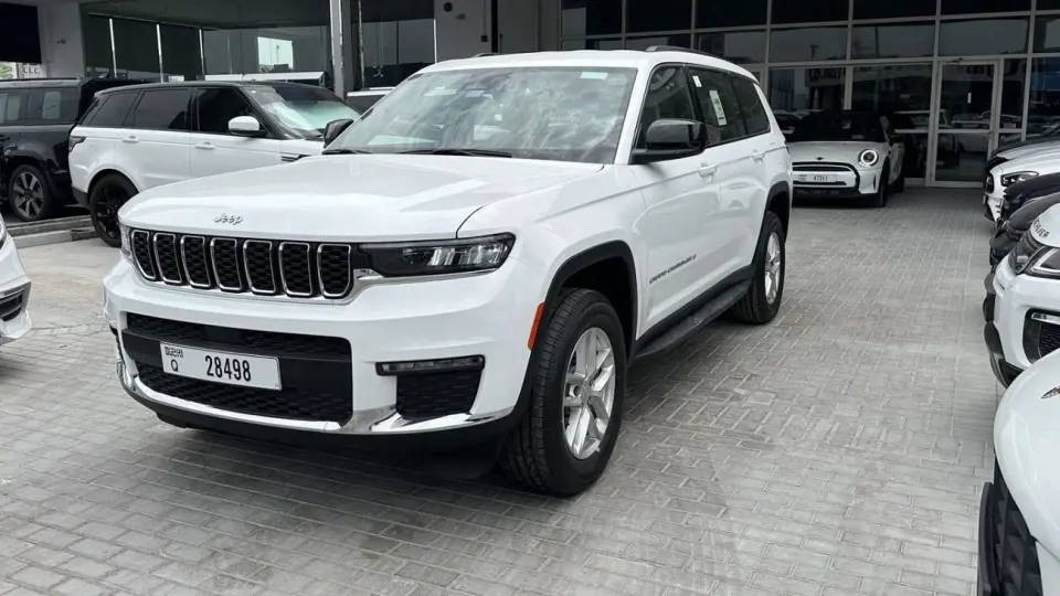 Jeep Grand Cherokee LAREDO 2025