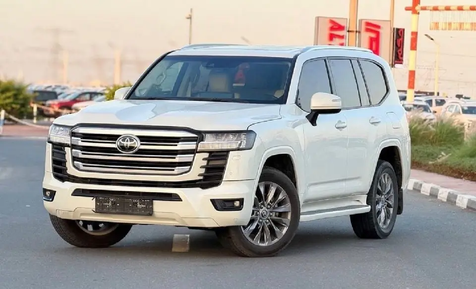 Toyota Land Cruiser GXR 2022
