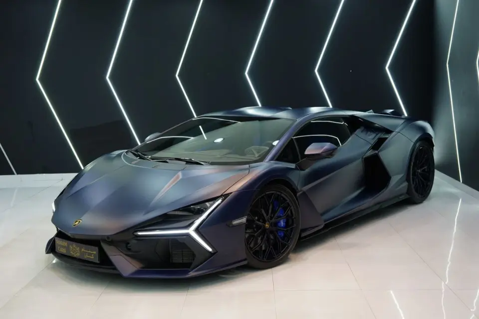 Lamborghini Revuelto Standard 2024