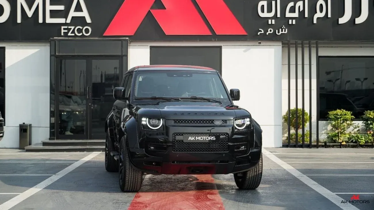 Land Rover Defender Black-Black OCTA P635 2026MY Export Only 2026