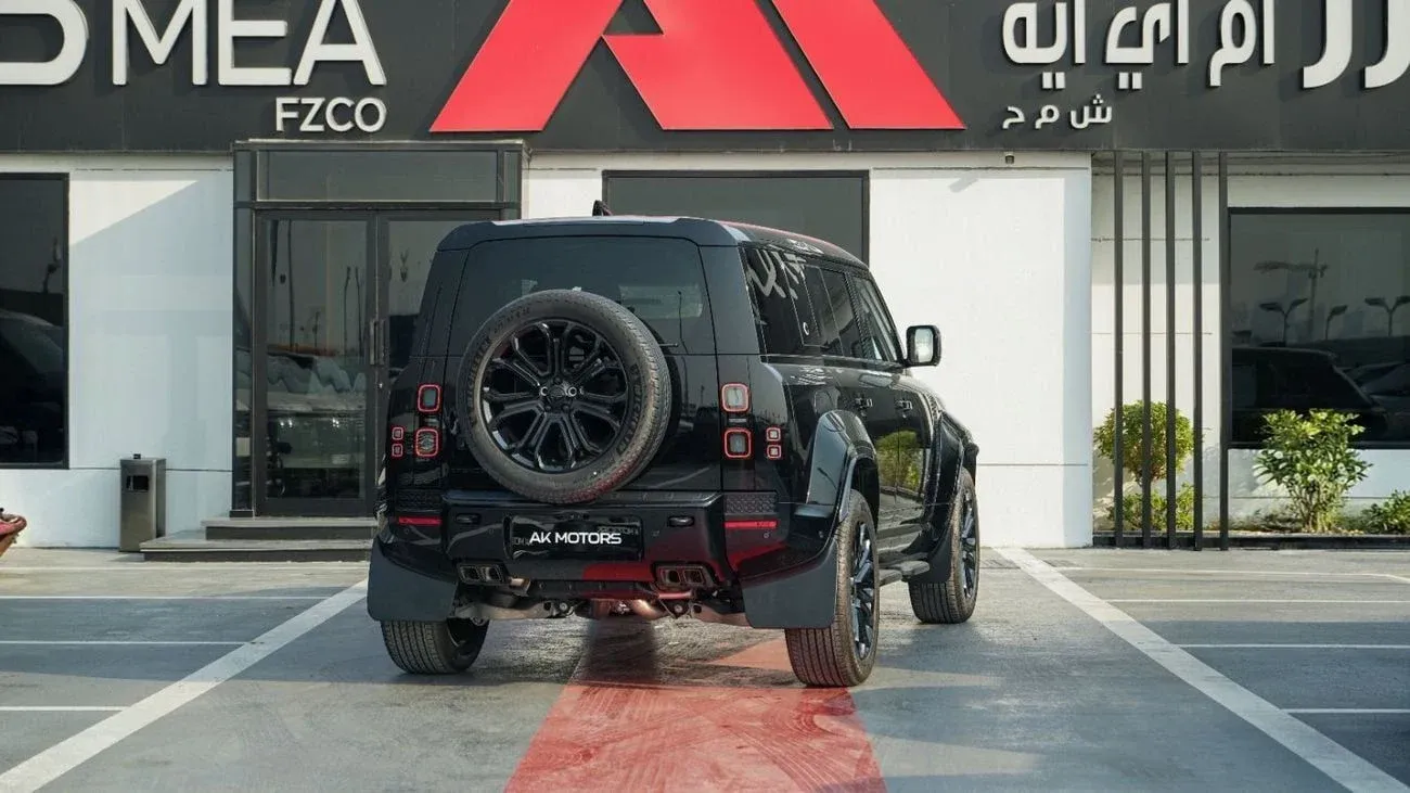 Land Rover Defender Black-Black OCTA P635 2026MY Export Only 2026 — фото 4
