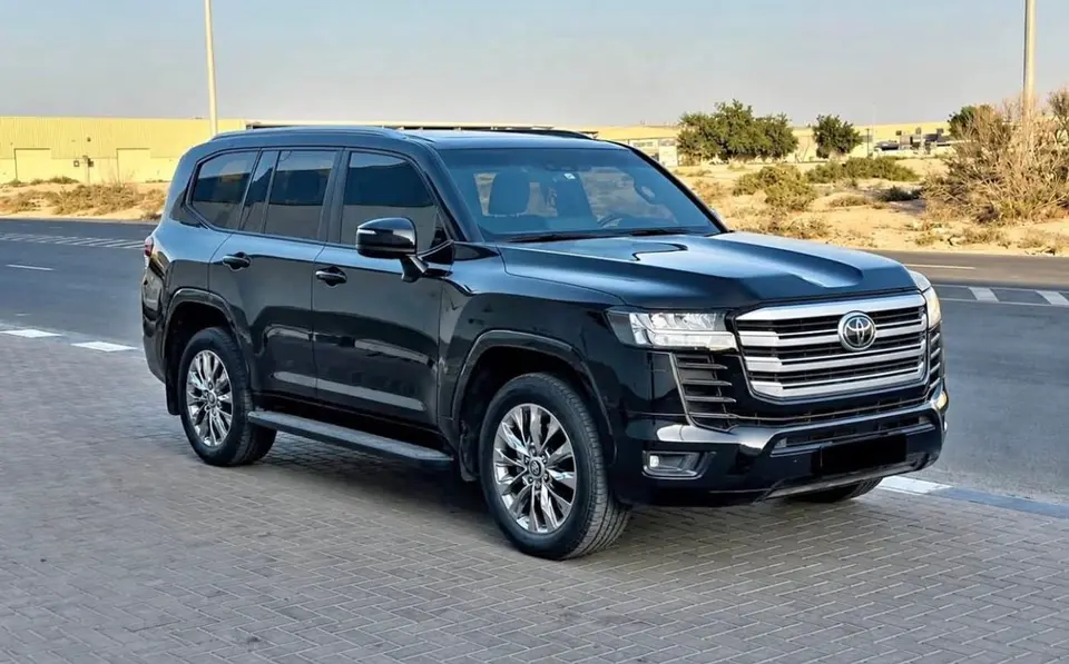 Toyota Land Cruiser BLACK EDITION 2022