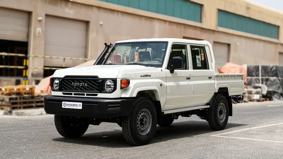 Toyota Land Cruiser Pick Up Standard_E 2026
