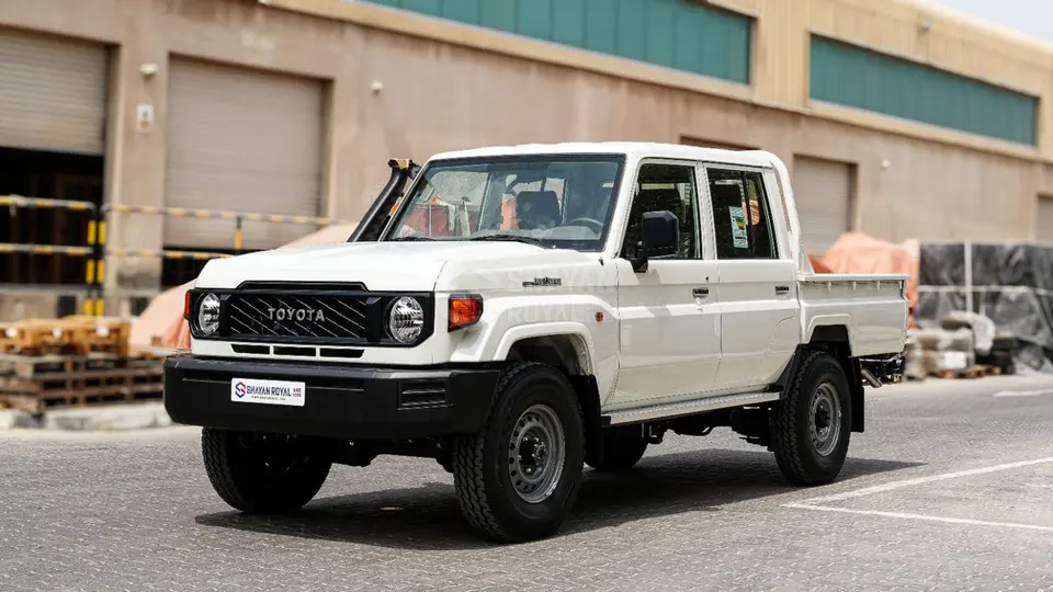 Toyota Land Cruiser Pick Up Standard_E 2026