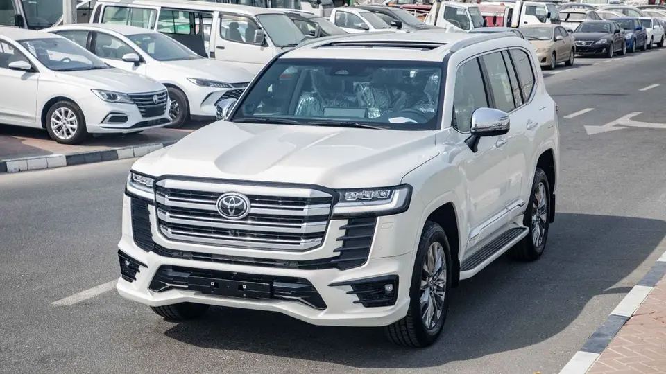 Toyota Land Cruiser VXR 2026