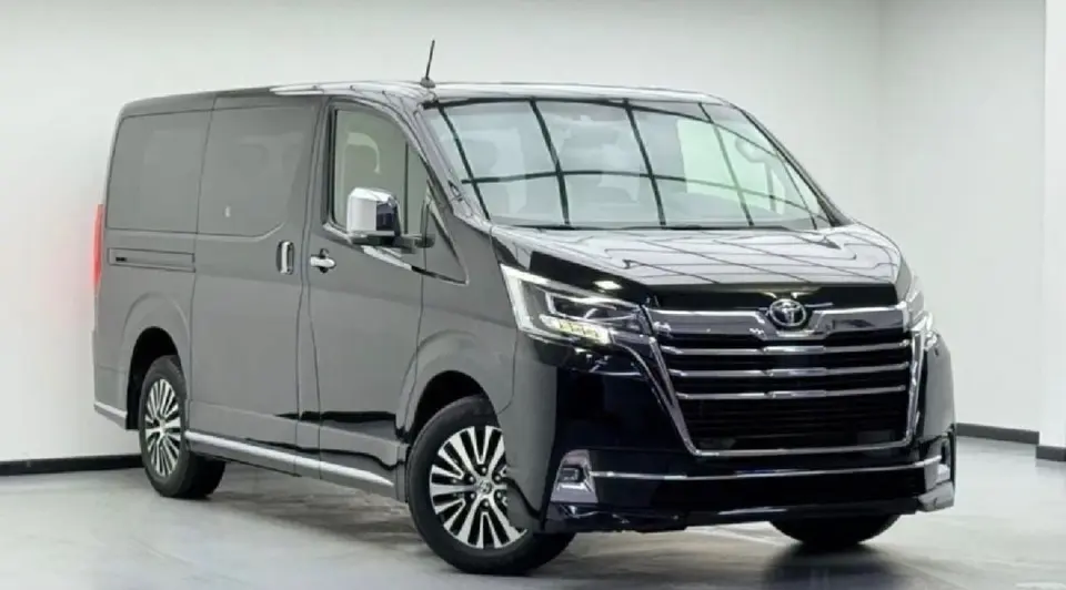 Toyota Granvia PREMIUM 2023