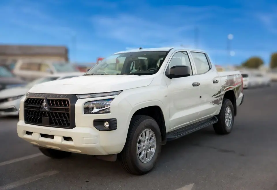 Mitsubishi L200 GLS 2025