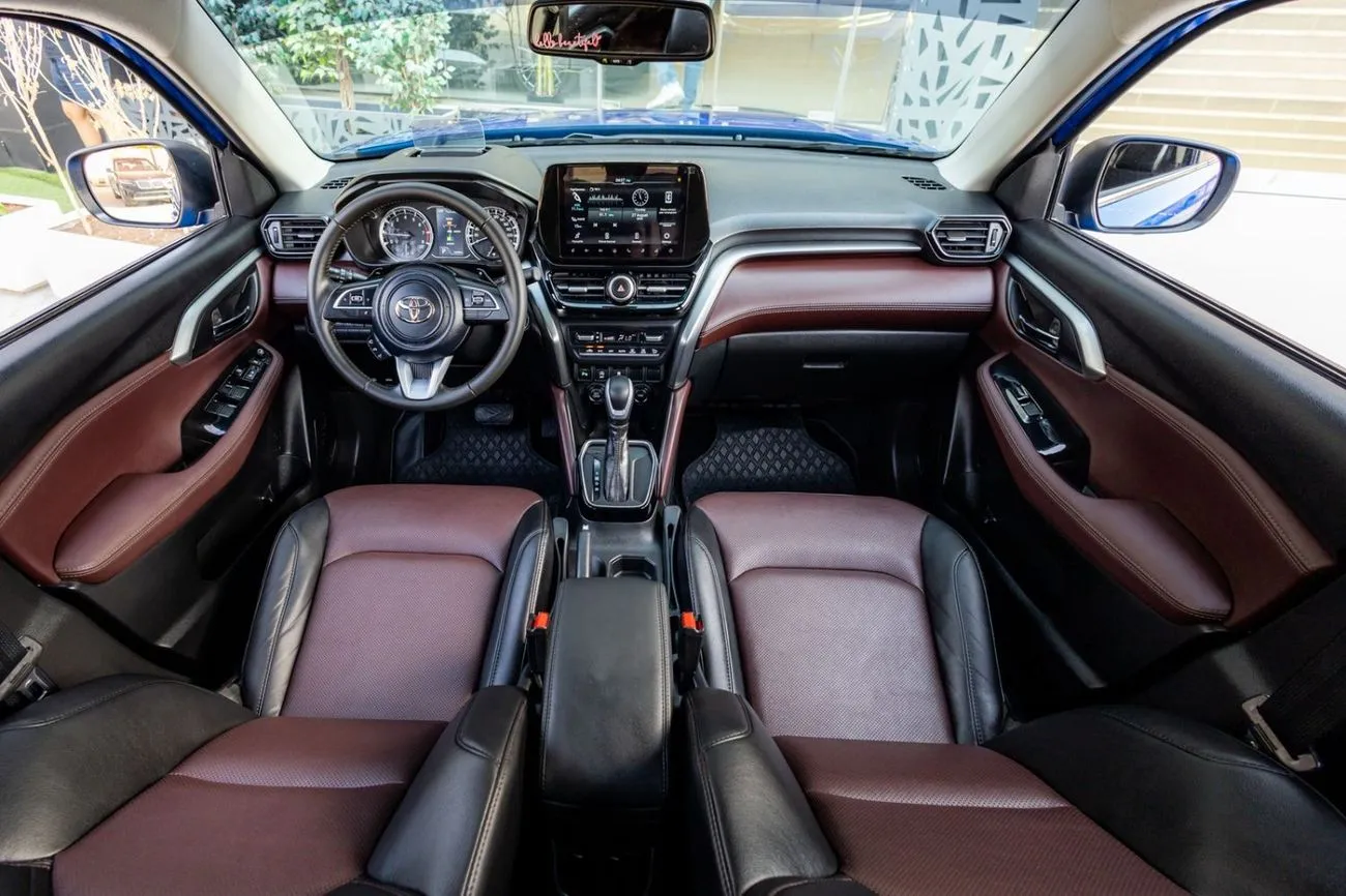 Toyota Urban Cruiser GLX 2025 — фото 12