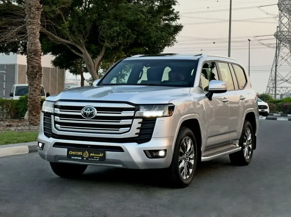 Toyota Land Cruiser GXR 2024