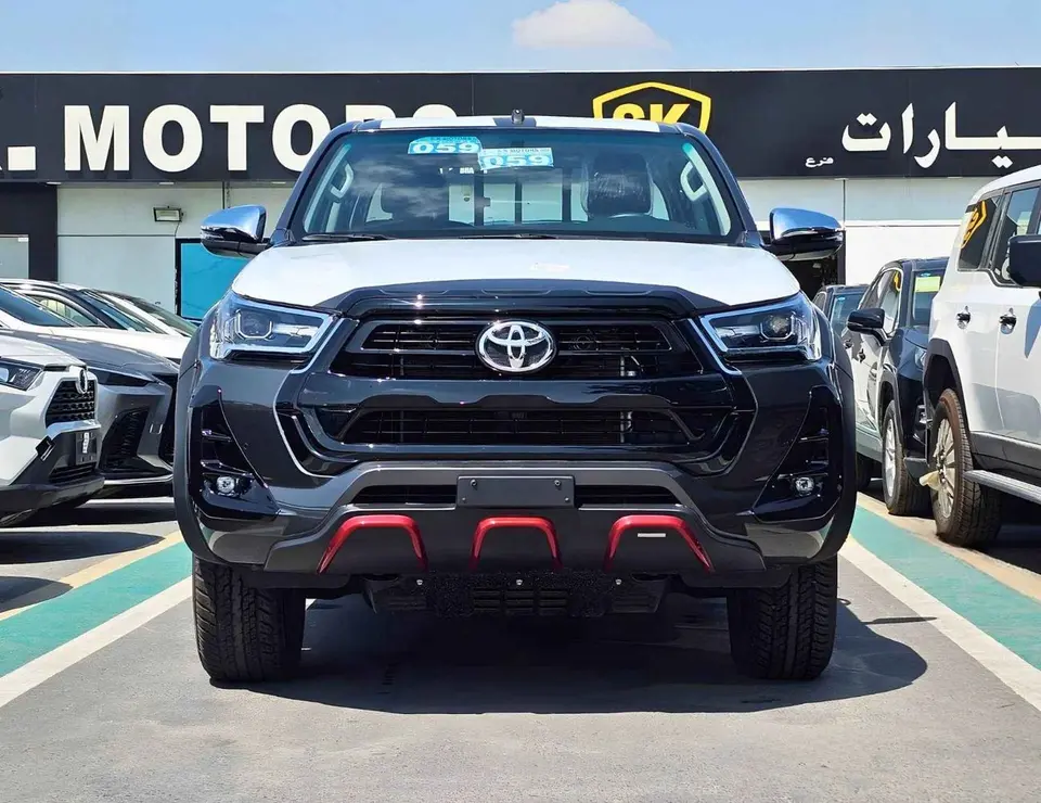 Toyota Hilux SR5 TRD 4.0L PETROL 2026