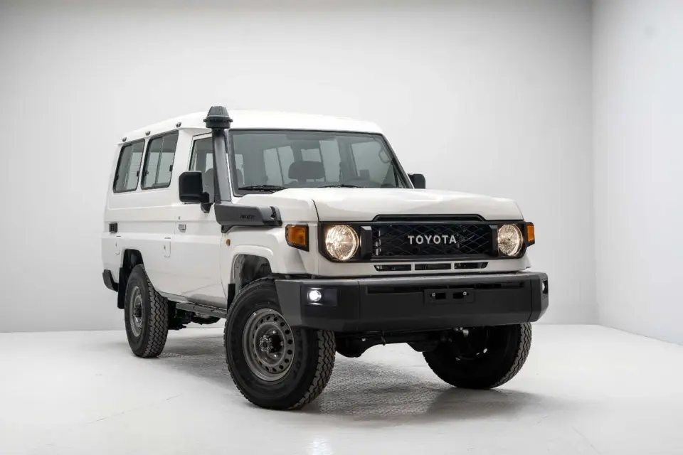 Toyota Land Cruiser 70 LC 78 HARDTOP 4.0L AT 2026