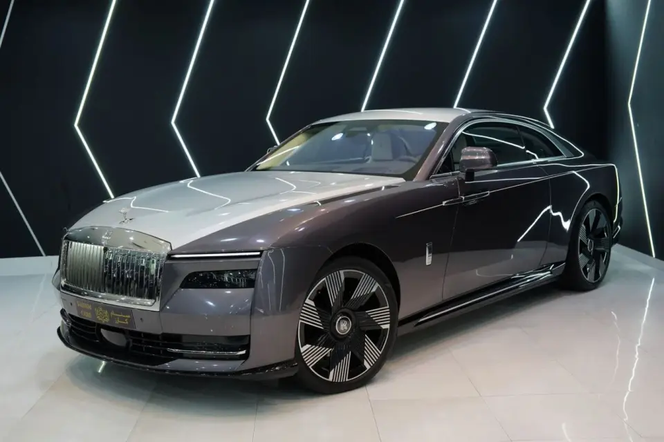 Rolls-Royce Spectre Standard 2025
