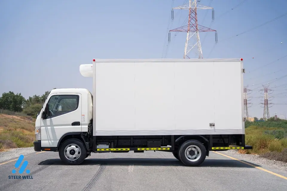 Mitsubishi Canter STANDARD 2026