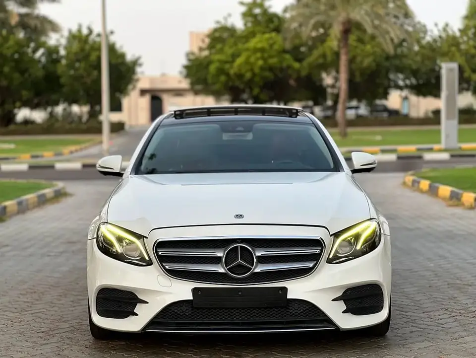 Mercedes-Benz E300 PREMIUM PLUS 2020