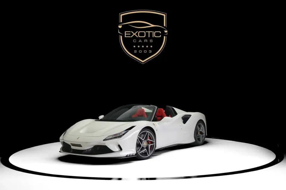 Ferrari F8 Spider STD (3.9L · 8 Cyl · Automatic · Petrol · Convertible · Rear Wheel Drive · 2 Seats · 2 Door) 2022