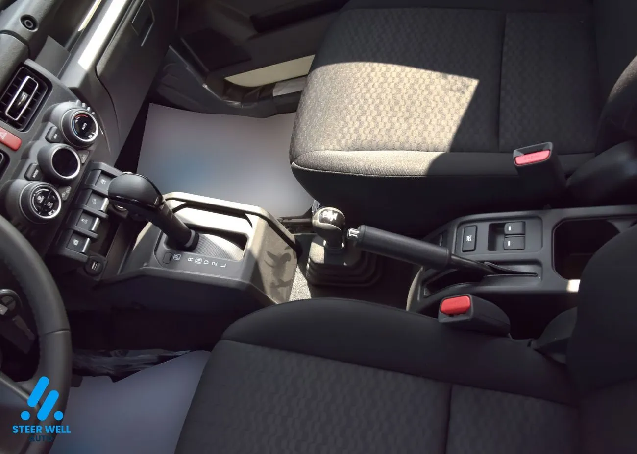 Suzuki Jimny GLX 2026 — фото 16