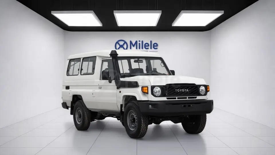 Toyota Land Cruiser 70 LC 78 HARDTOP 4.0L MT 2026