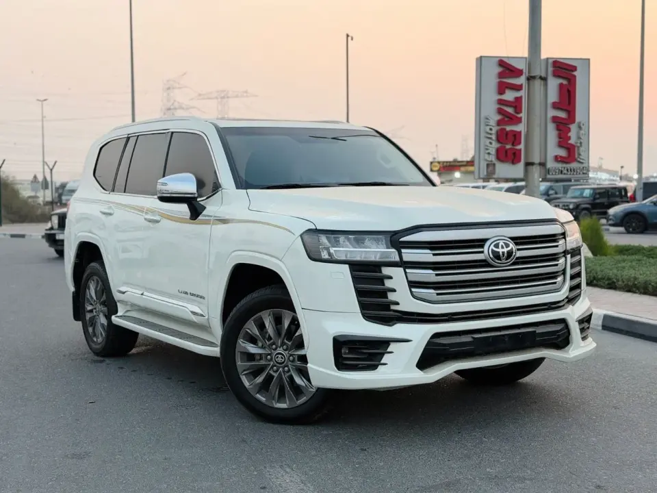 Toyota Land Cruiser GXR 2022