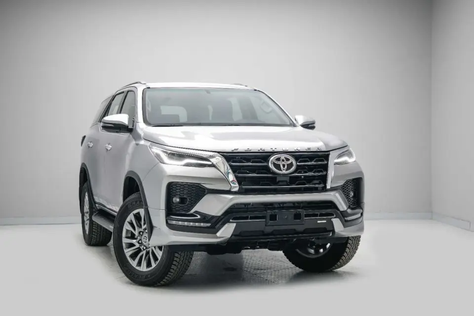 Toyota Fortuner SR5 2026
