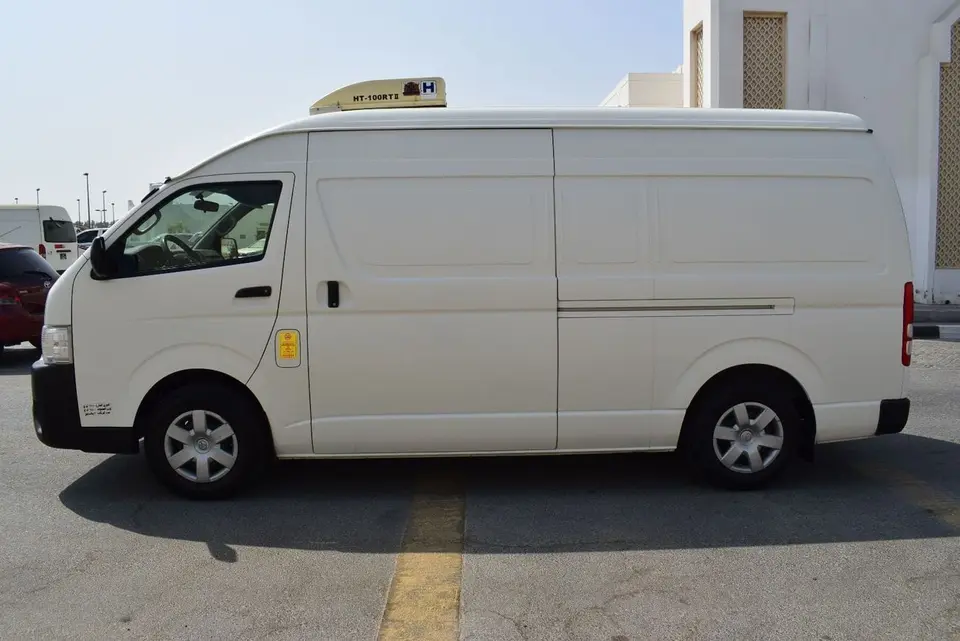 Toyota Hiace GL 2022