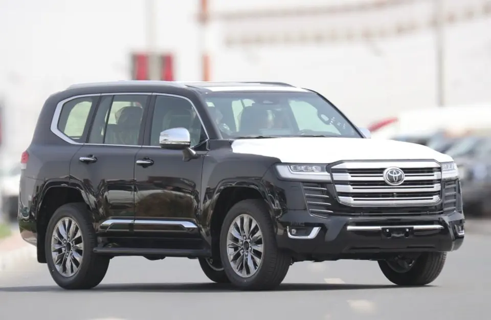Toyota Land Cruiser VX 2026