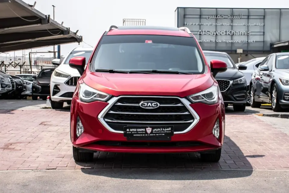 JAC JS3 seats .5 Door.نظام دفع أمامى - SUV/Crossover بترول - أتوماتك 1.5l 2023