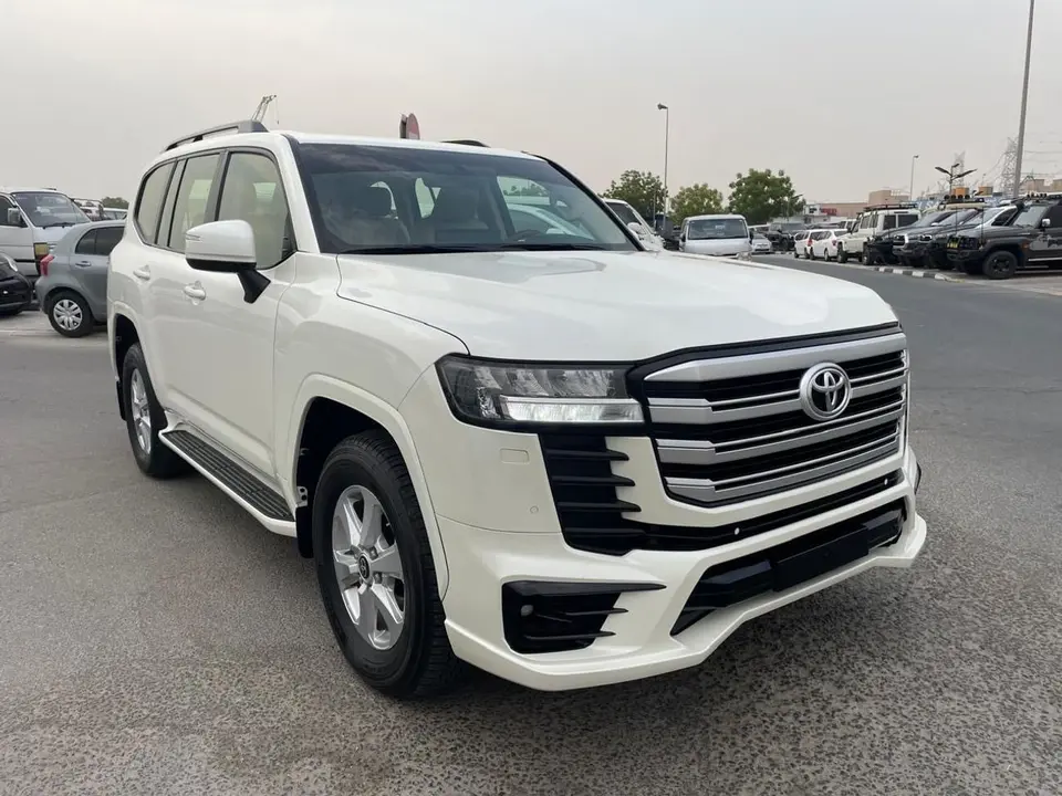 Toyota Land Cruiser GXR 2023