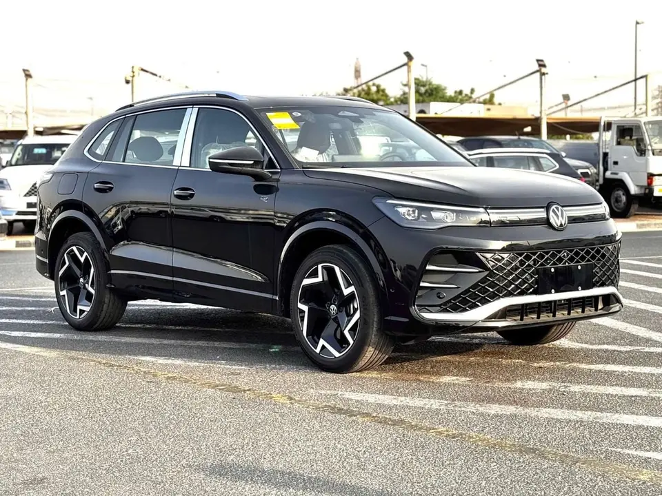 Volkswagen Tiguan R-LINE 2025
