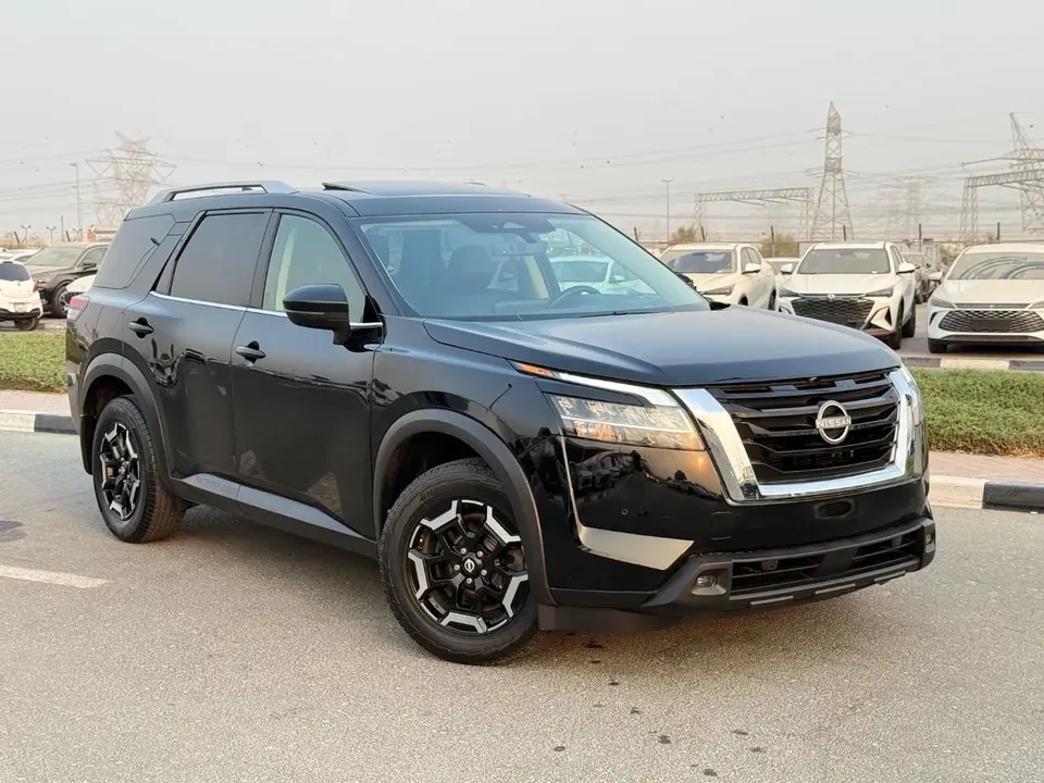 Nissan Pathfinder SL 2023