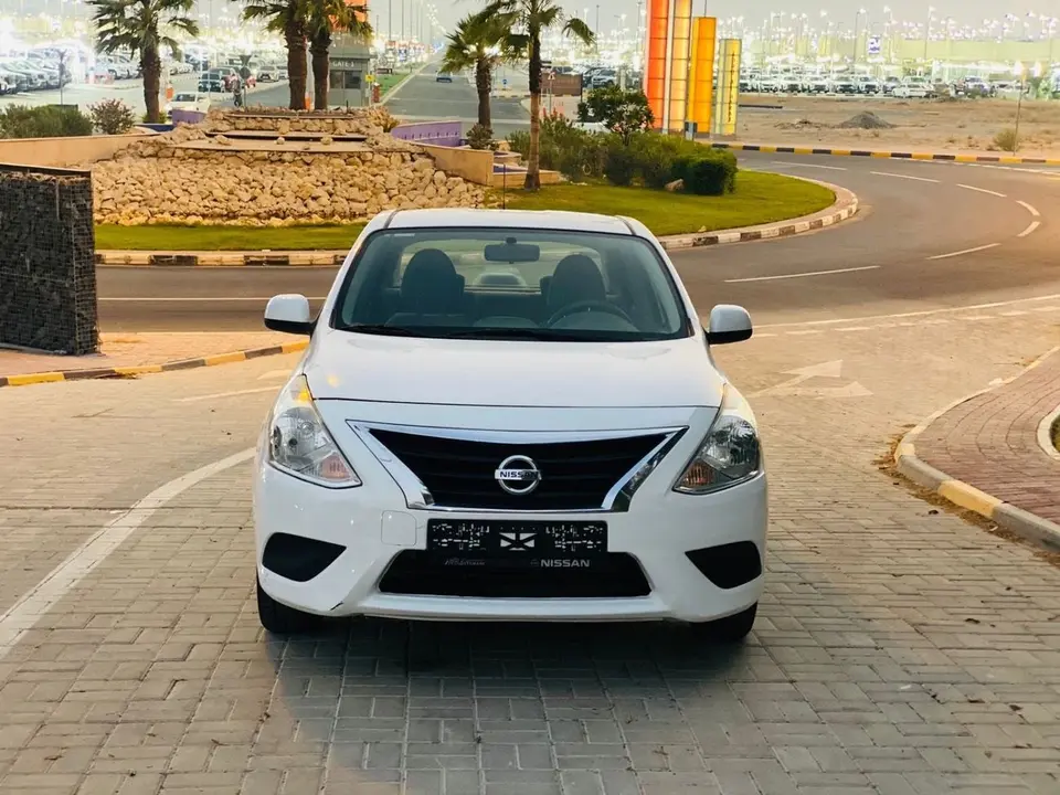 Nissan Sunny SV 2023