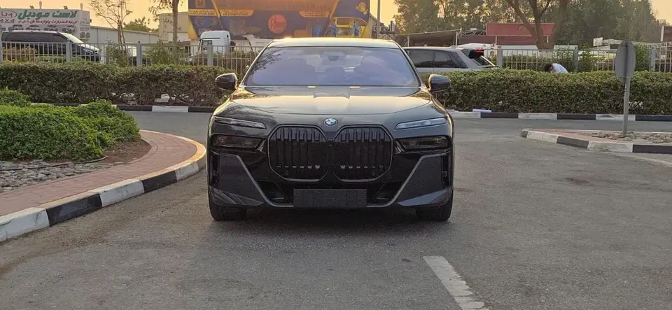 BMW 735i MASTERCLASS M SPORT PACKAGE 2026