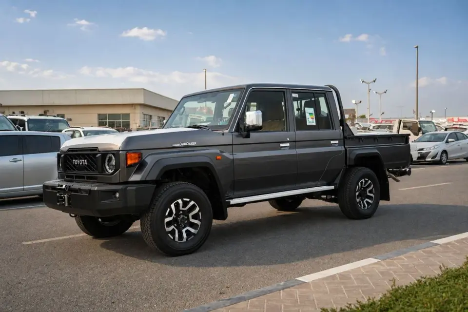 Toyota Land Cruiser Pick Up S-DLX - DC 4x4 AT 2026