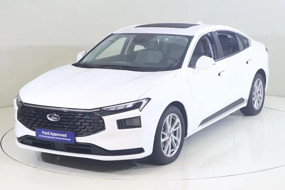 Ford Taurus AMBIENTE 2023