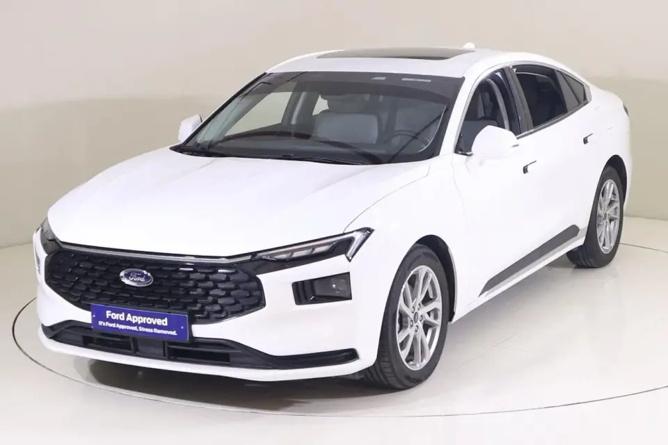 Ford Taurus AMBIENTE 2023