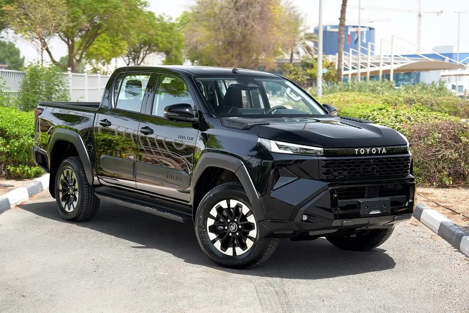 Toyota Hilux ADVENTURE 2026