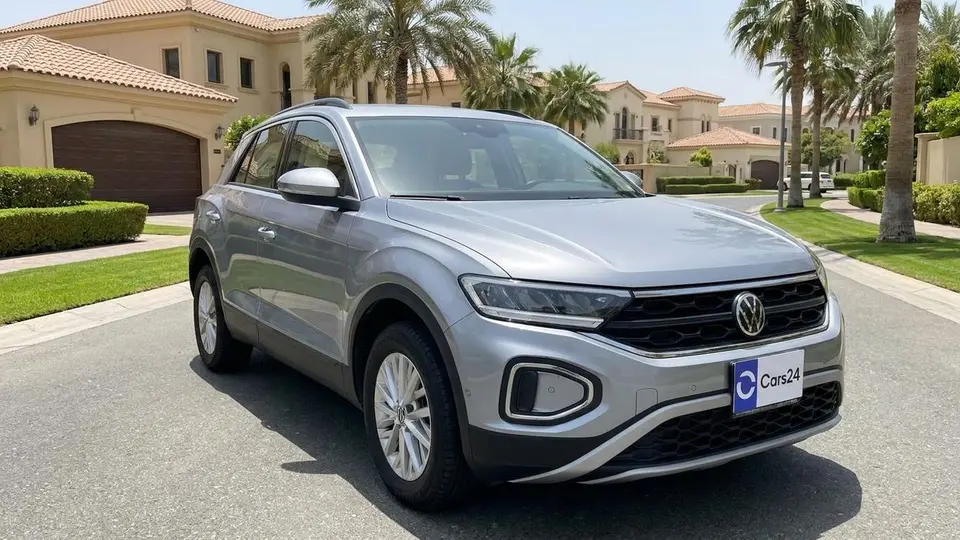 Volkswagen T-ROC LIFE 2024