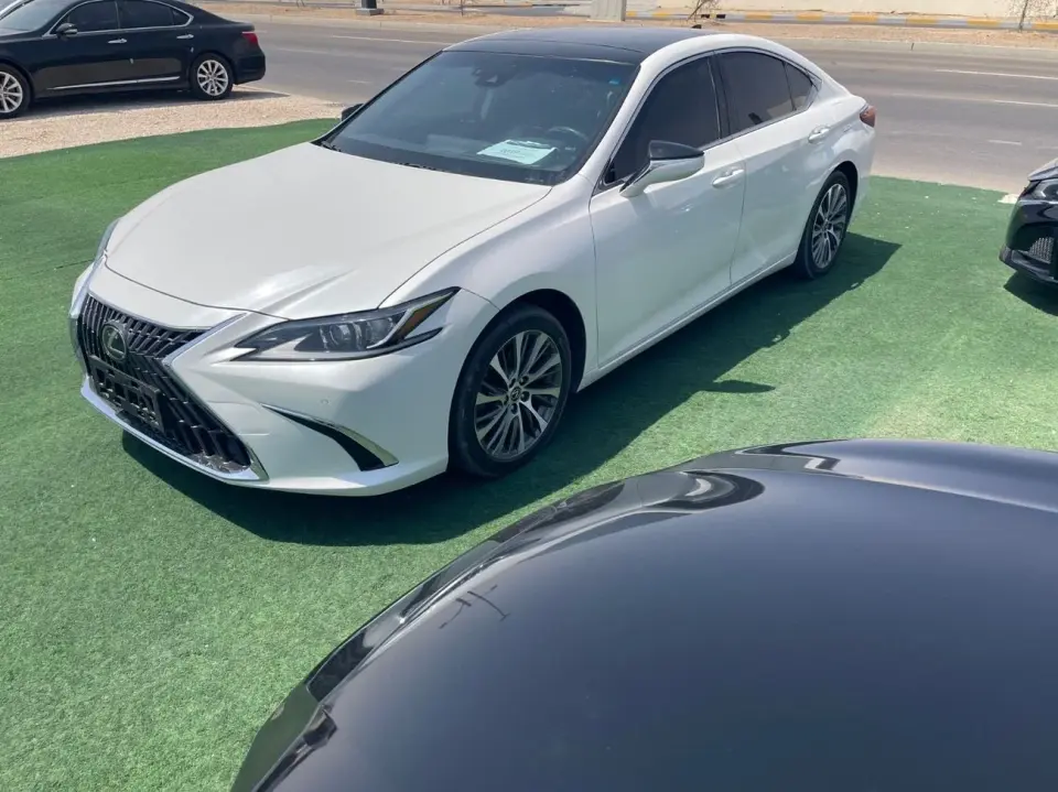 Lexus ES350 PLATINUM 2019