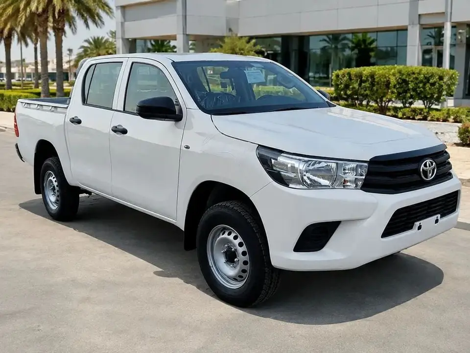 Toyota Hilux DLX 2026