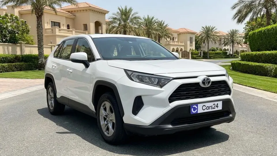 Toyota RAV4 EX 2025