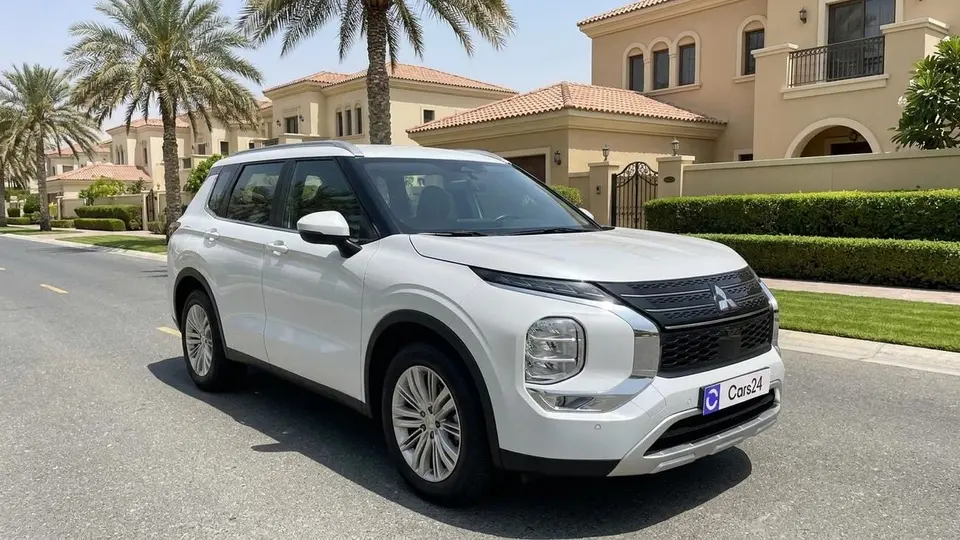 Mitsubishi Outlander GLX MIDLINE 2025