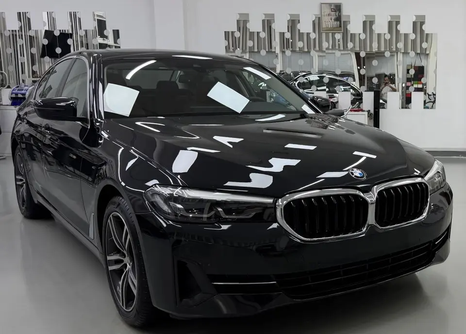 BMW 520i EXCLUSIVE PLUS 2021