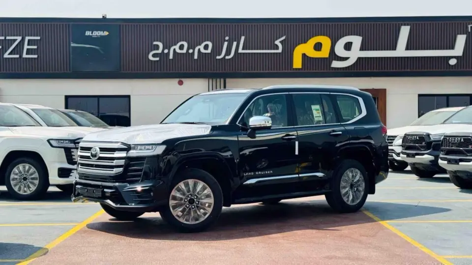 Toyota Land Cruiser VXR 2026
