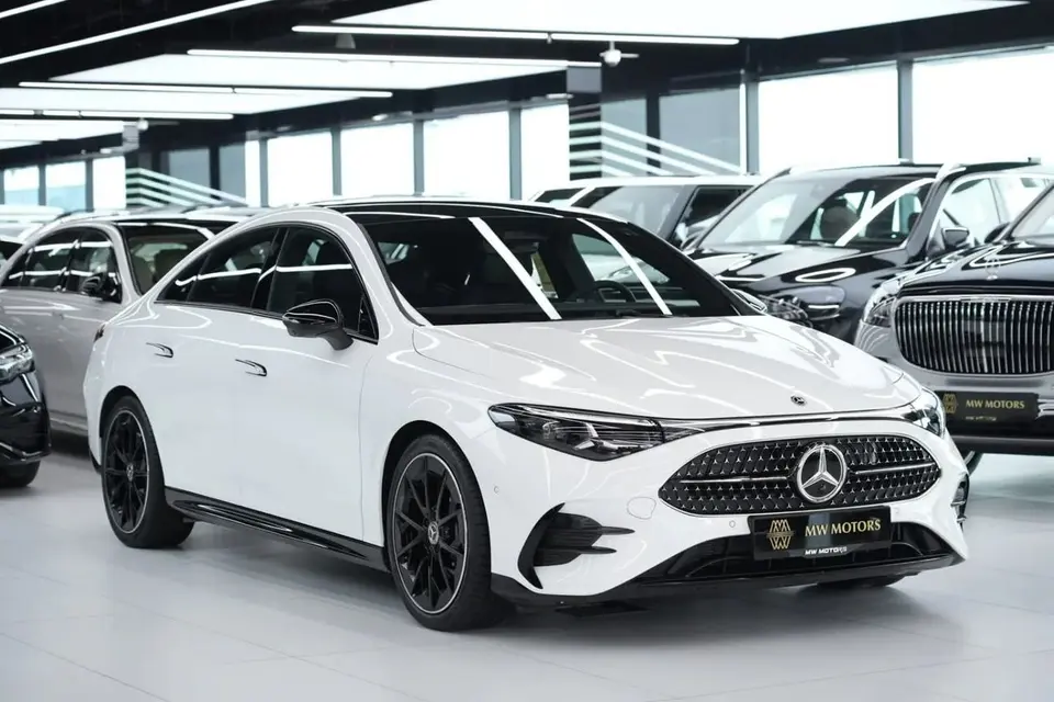 Mercedes-Benz CLA 200 AMG 2027